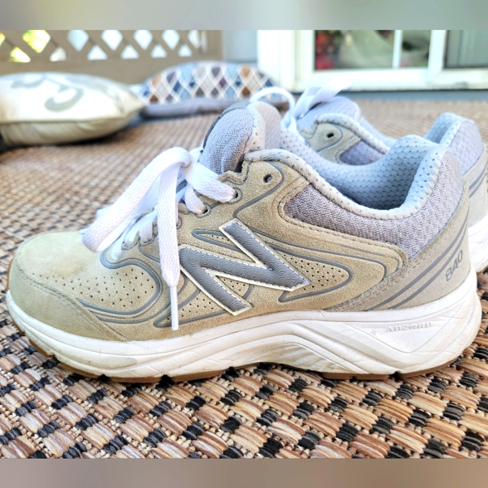 New balance 840 sneakers